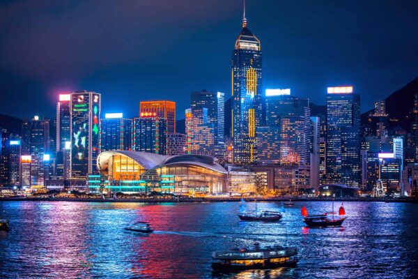 Hong Kong Vibrant Escape (Luxury City & Island Tour)